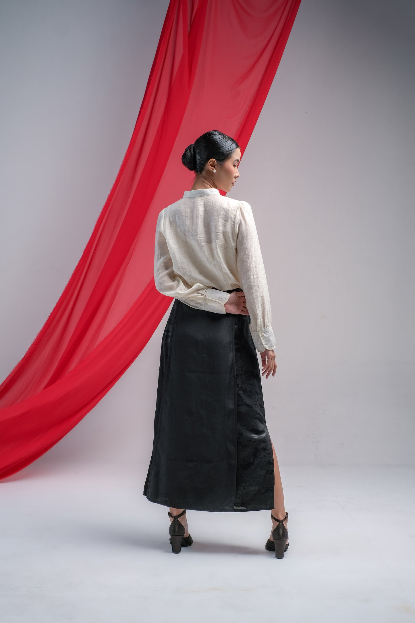 LETA EMBROIDERY BLOUSE - CHEONGSAM BLOUSE SILK