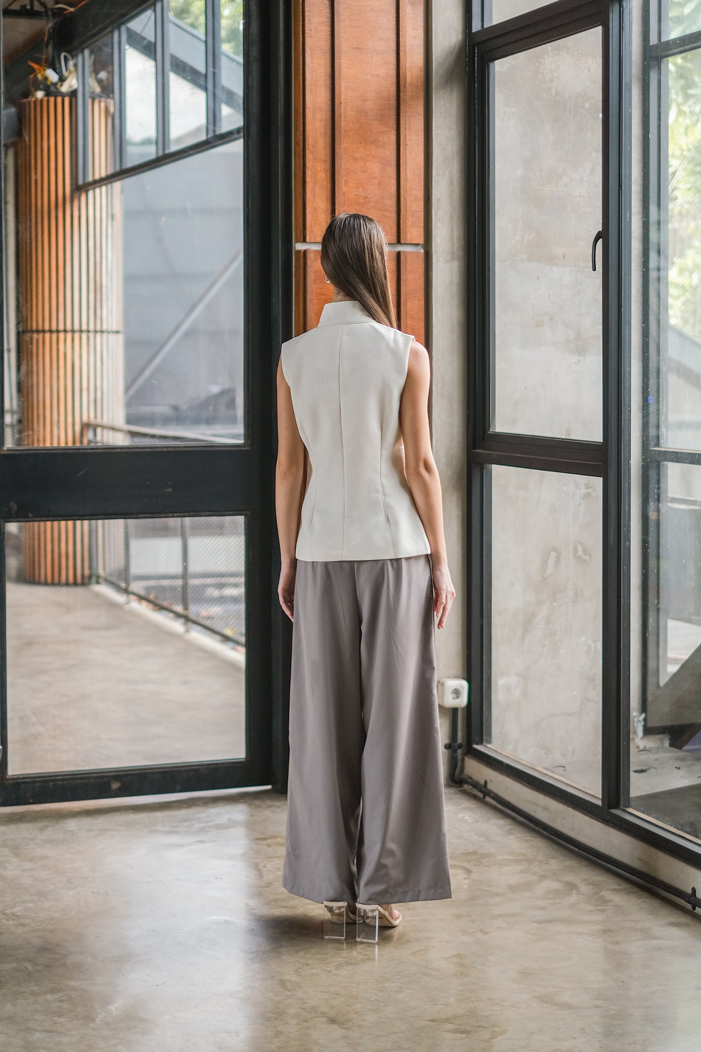 CARLA - KAREN SOFT JAQUARD BLOUSE