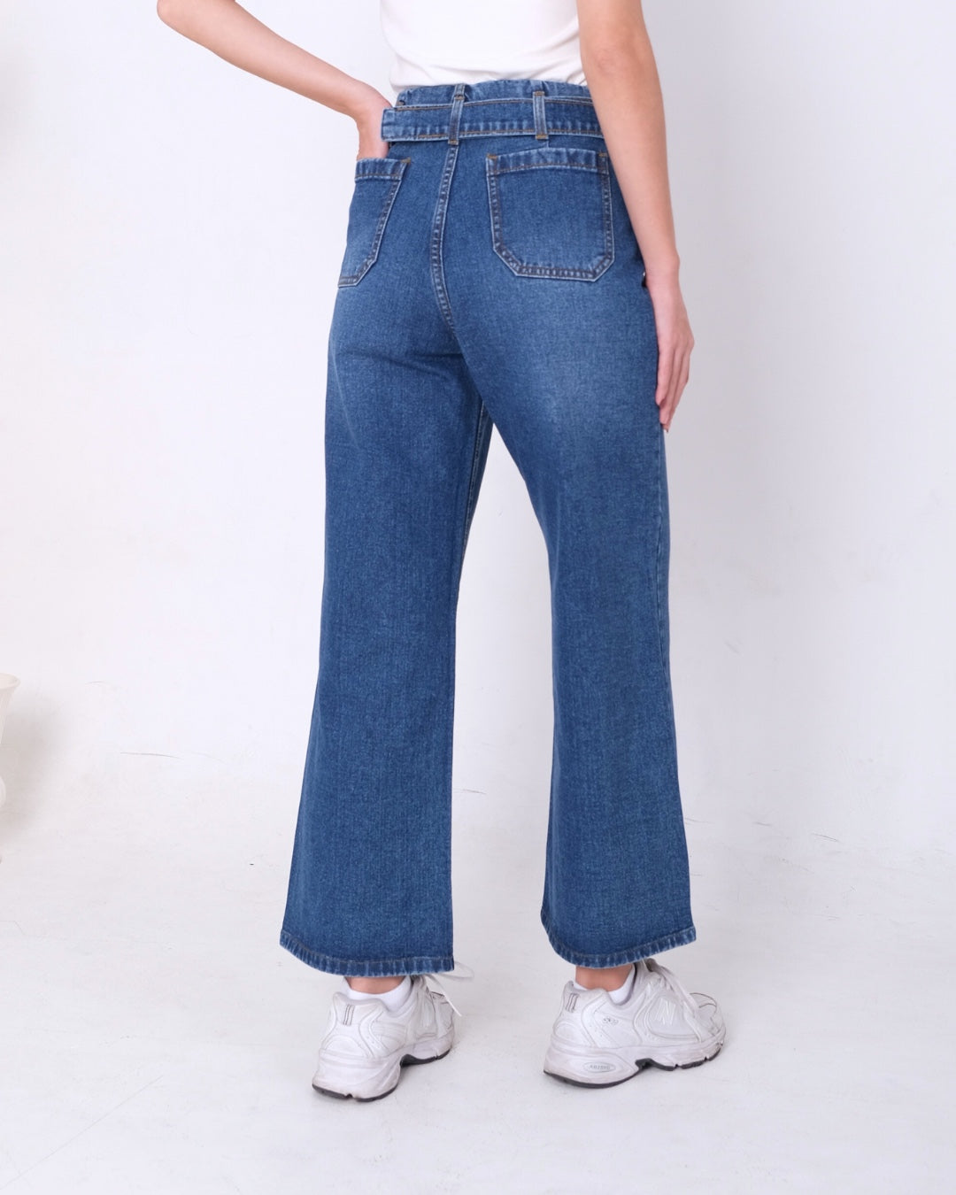 CARLA - GISELE PANT WITH BELT DENIM/ CELANA FLARE DENIM