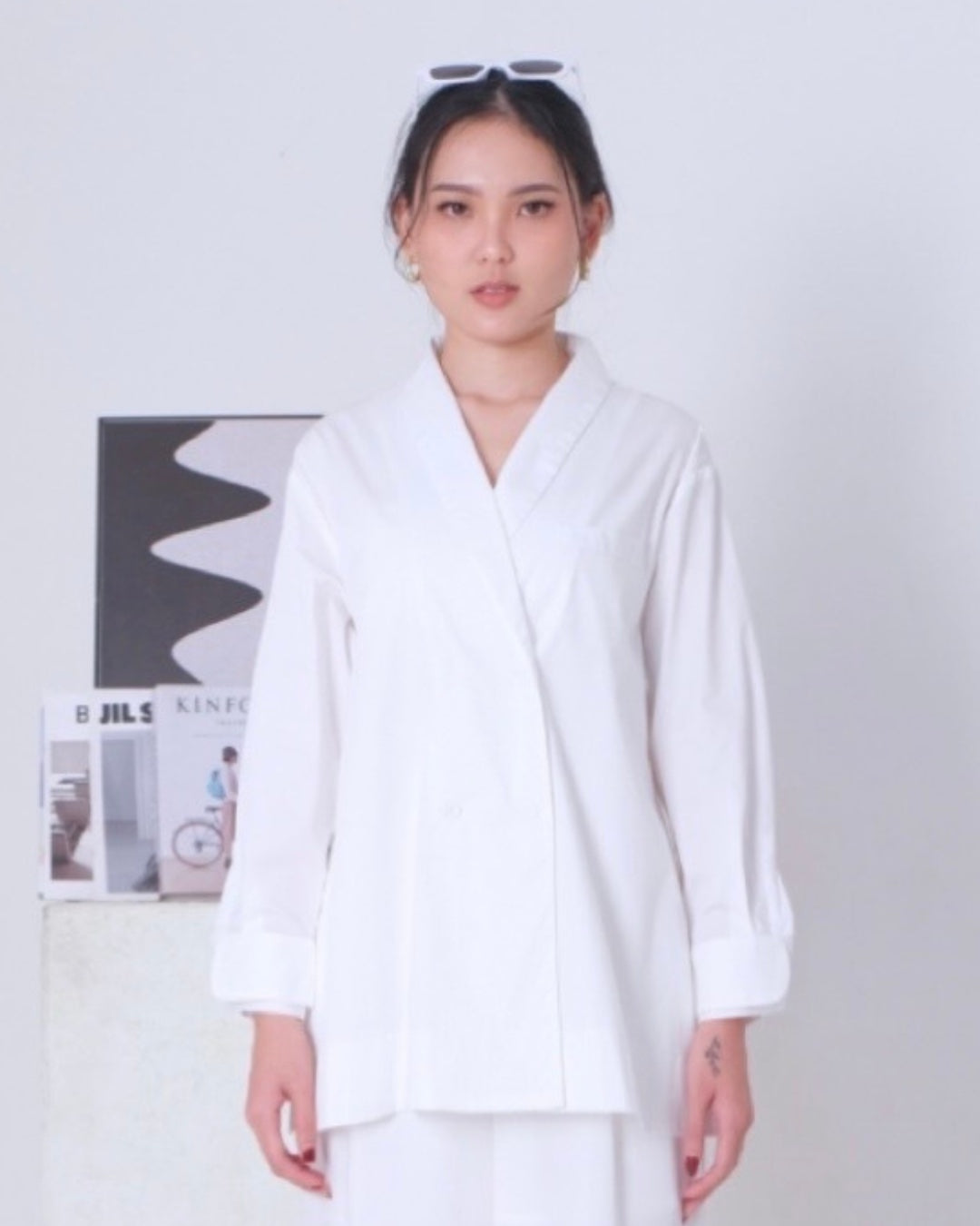 CARLA - GRISELDA BLOUSE / ATASAN LENGAN PANJANG KATUN