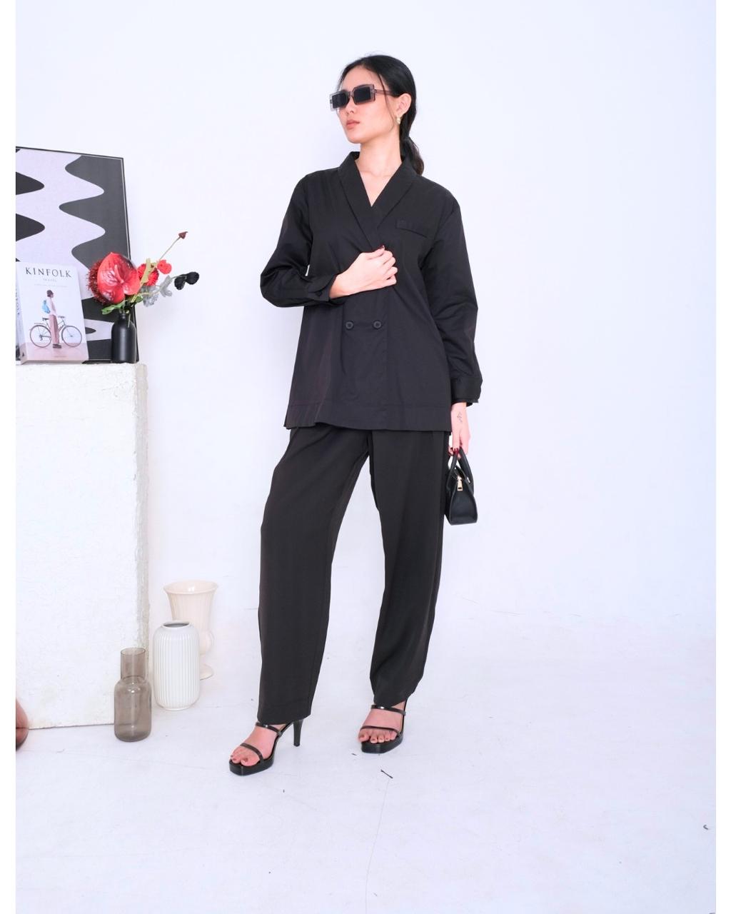 CARLA - GRISELDA BLOUSE / ATASAN LENGAN PANJANG KATUN
