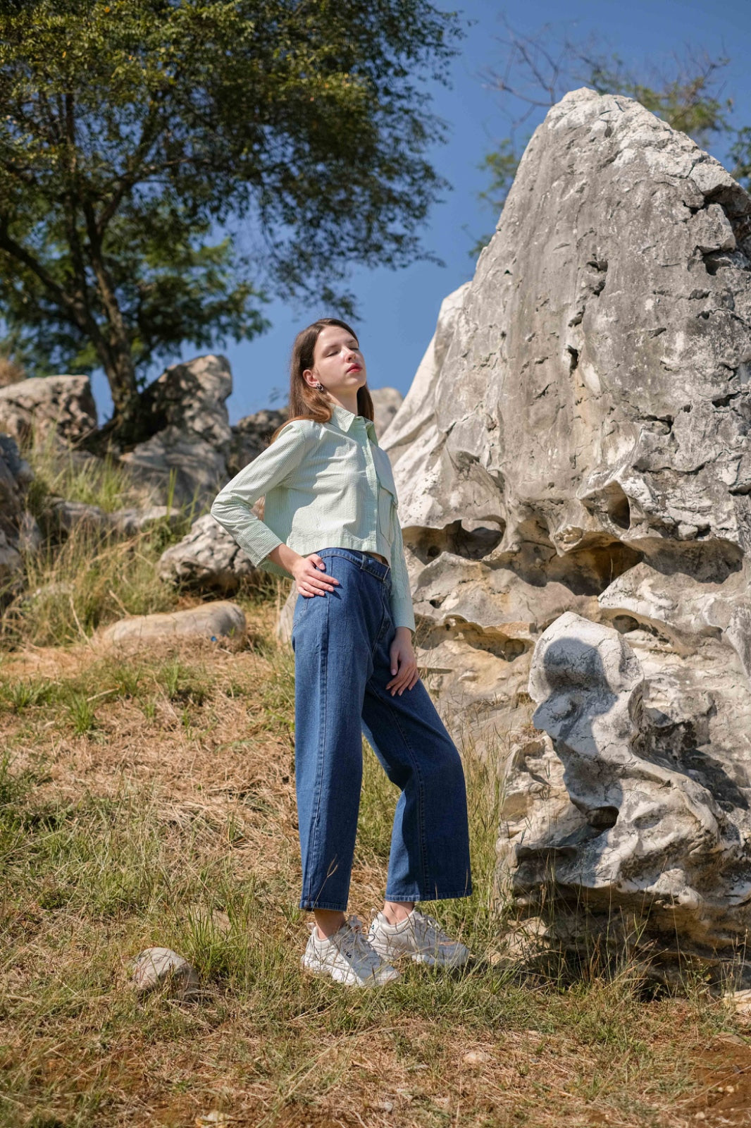 CARLA - GLORIA STRIPE BLOUSE/ ATASAN CROP MOTIF SALUR