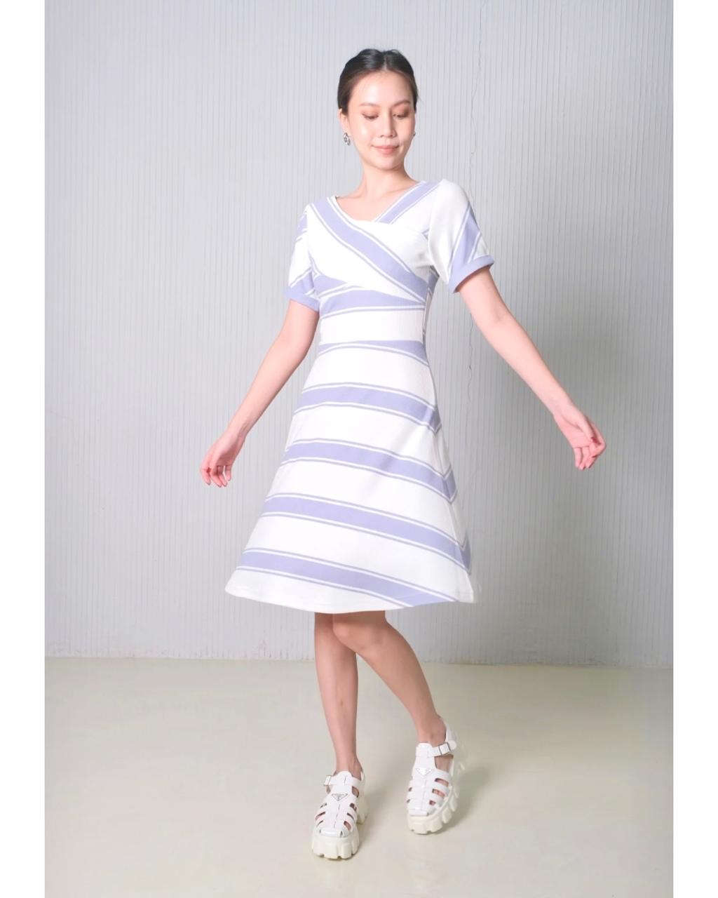 CARLA - ILENA SPANDEX DRESS / DRESS FLARE CASUAL