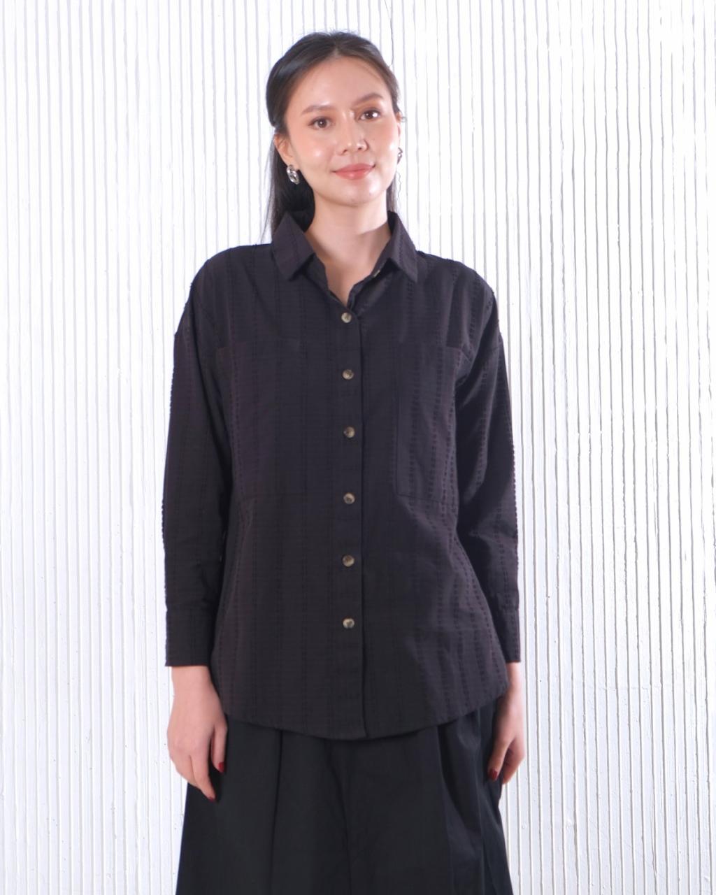 CARLA - ILONA LONG SLEEVE COTTON BLOUSE / KEMEJA TANGAN PANJANG BAHAN KATUN TEKSTUR