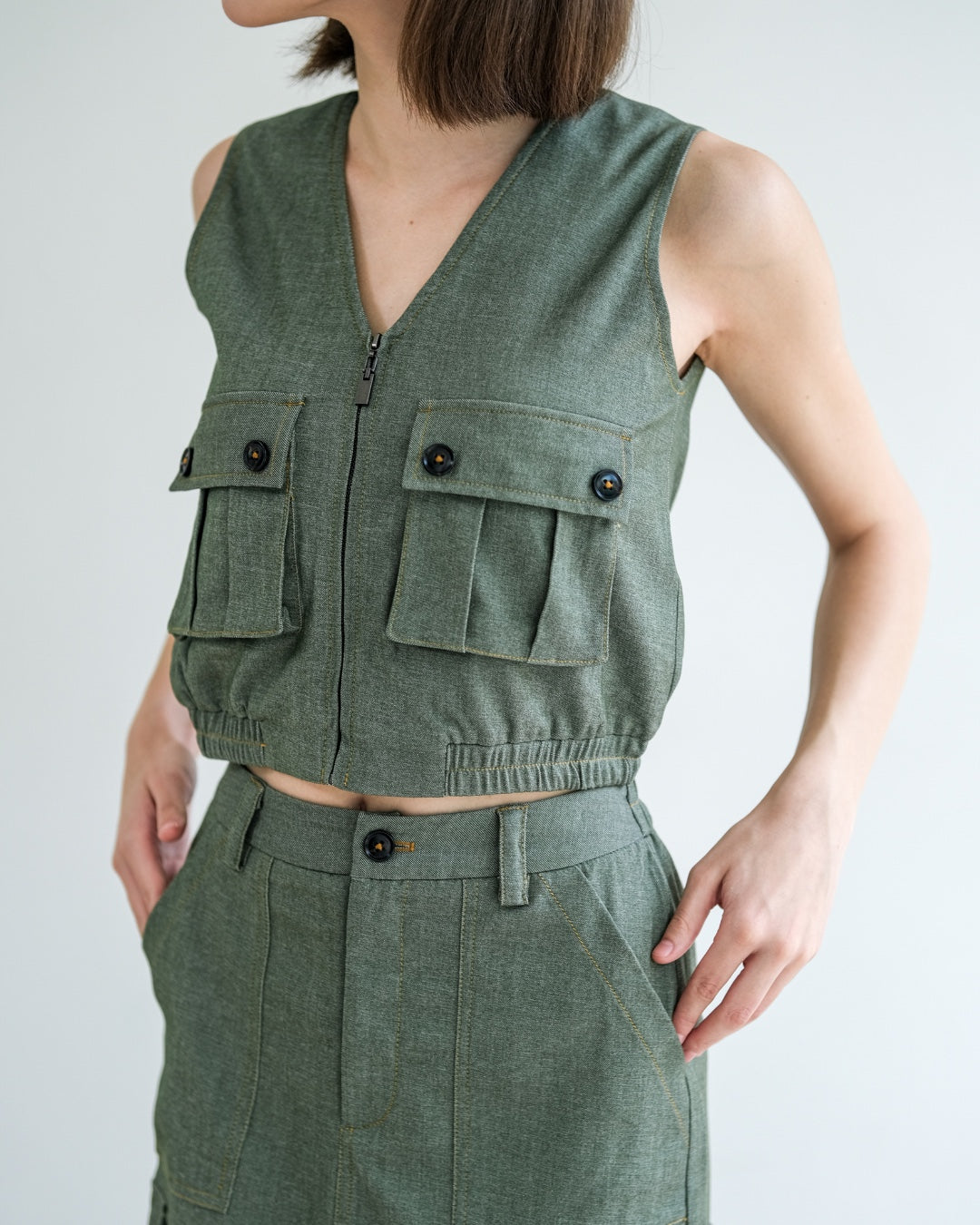 CARLA - JOSIE SLEEVELESS BLOUSE / ATASAN WITH POCKET RESLETING DEPAN KATUN SPANDEX