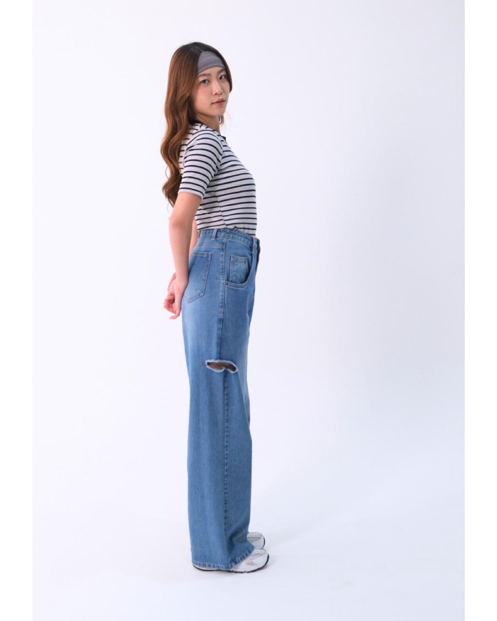 CARLA - KEZY STRIPE BASIC T-SHIRT