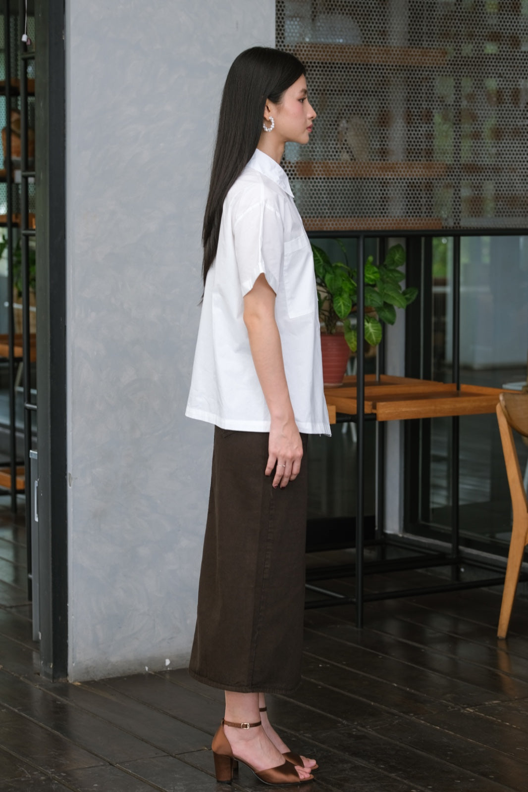 CARLA - ANIKA BLOUSE / KEMEJA TANGAN PENDEK