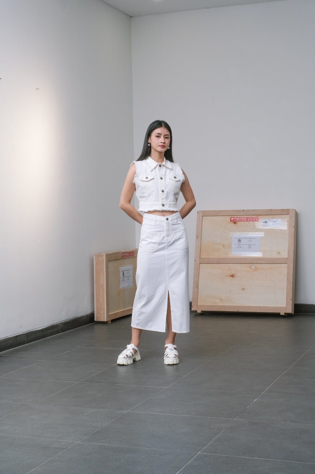 CARLA - BENAYA WHITE DENIM VEST