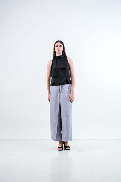 CARLA - 18107 LISDA SATIN SLEEVELESS BLOUSE