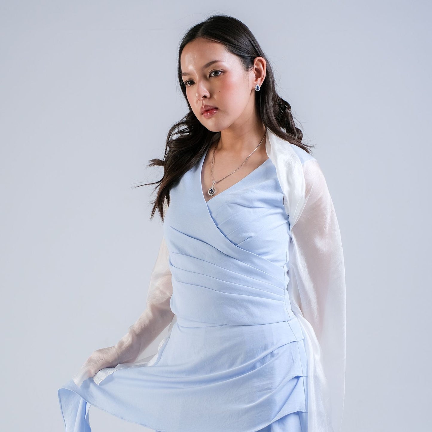 CARLA -  CELIA BLOUSE / Atasan Sleveeles Zipper Belakang